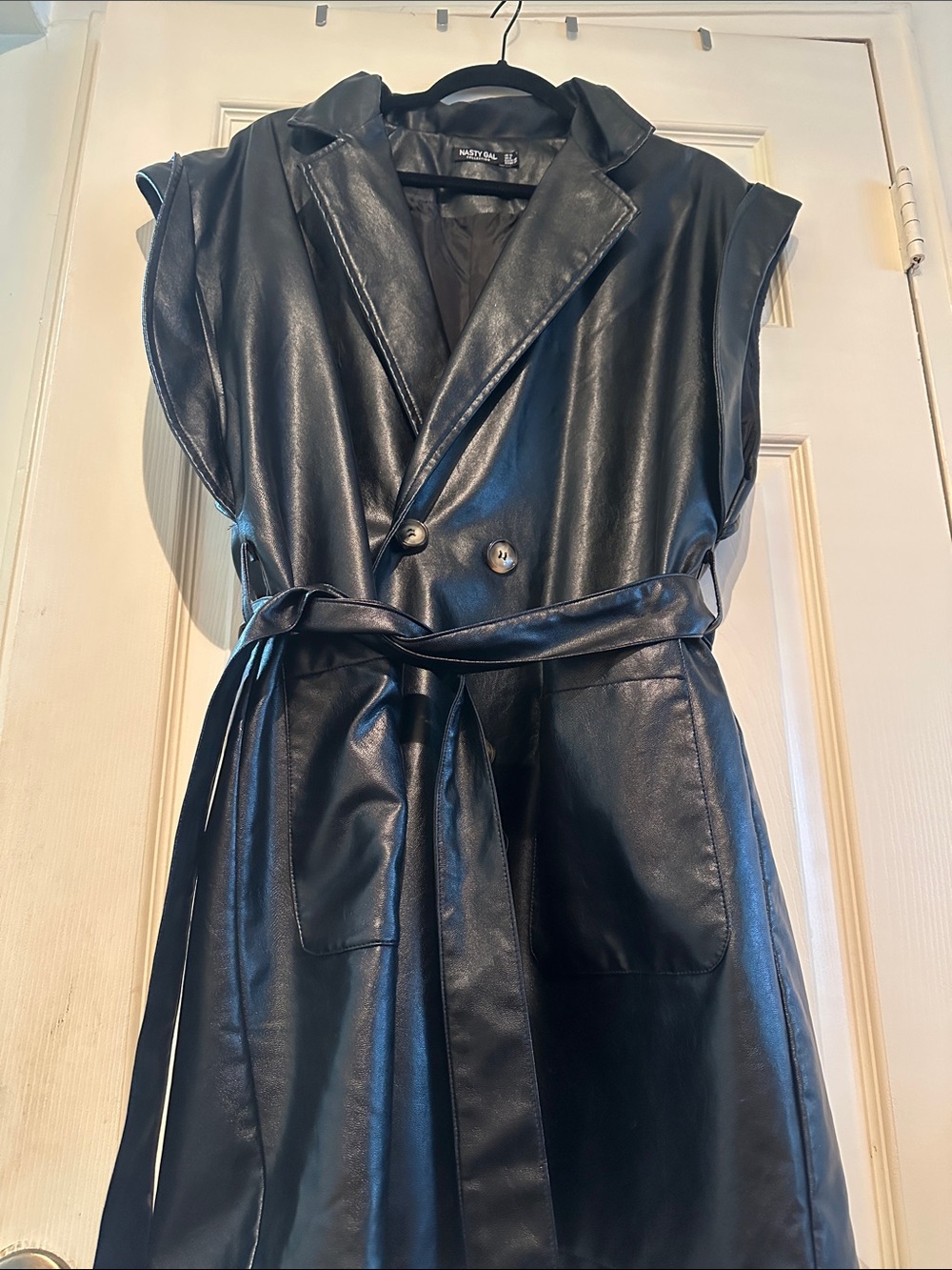Nasty Gal Faux Leather Sleeveless Trench Vest - Black